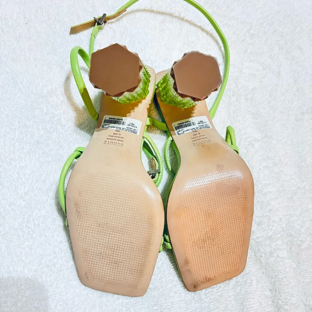 SCHUTZ Women’s Mayte Lime Green Leather‎ Acrylic Block Heel Sandal size 6.5
